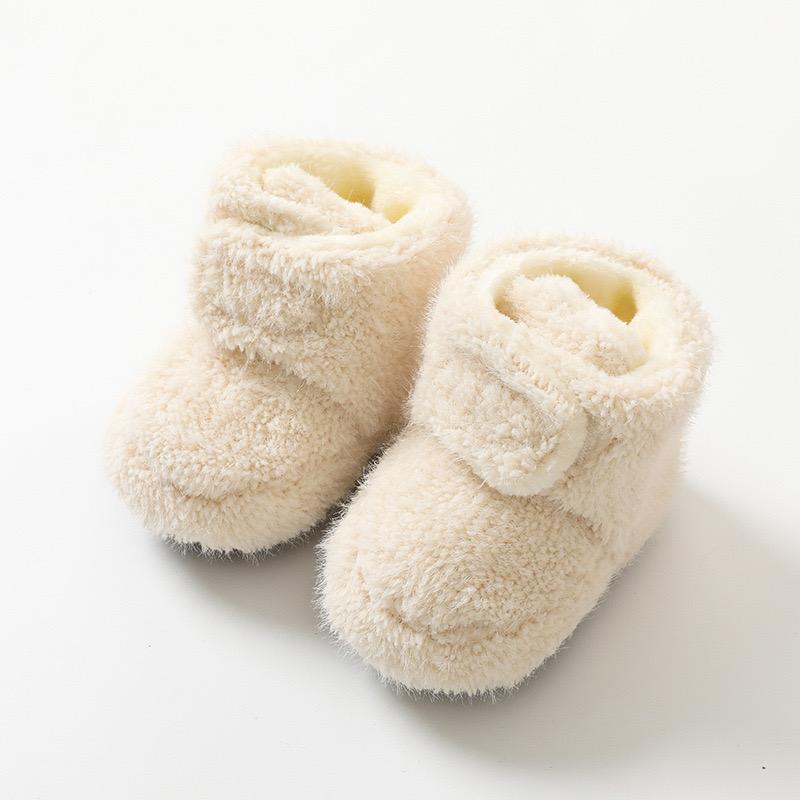 Warm Indoor walking shoes for babies