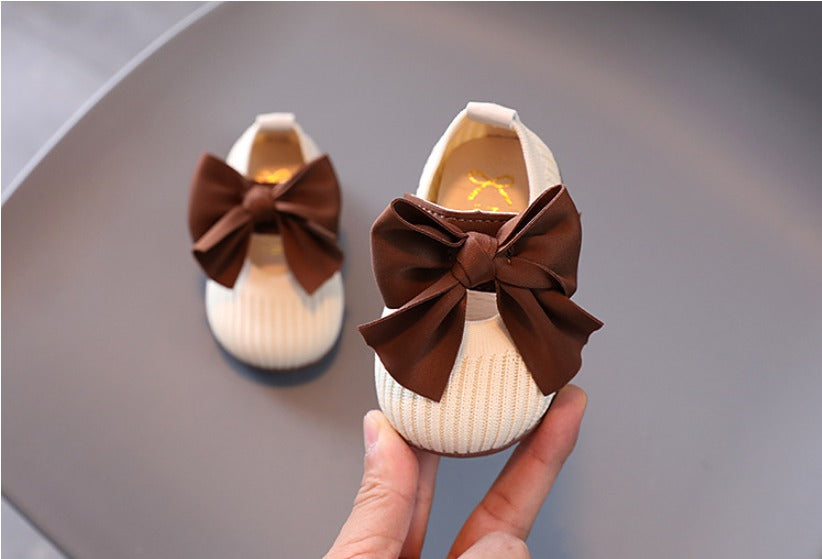 Adorable Baby Party Shoes with a Cute Bow