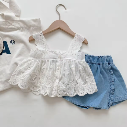 Adorable Summer Style: Toddler Suspender Top & Denim Shorts Set