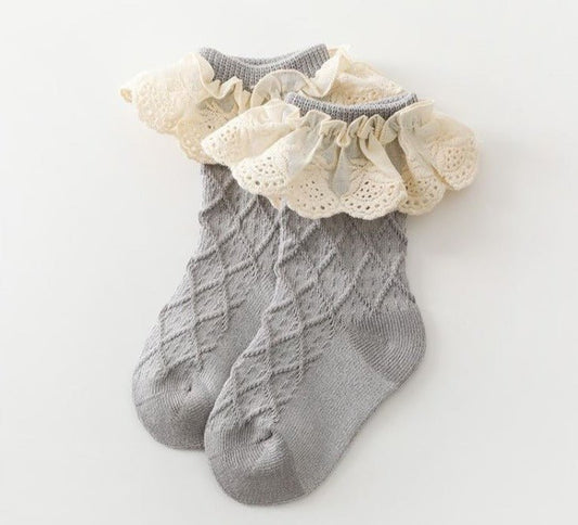 Girls Ruffled Socks: A Perfect Blend of Comfort and Style - Grey - Crazy Toes ®